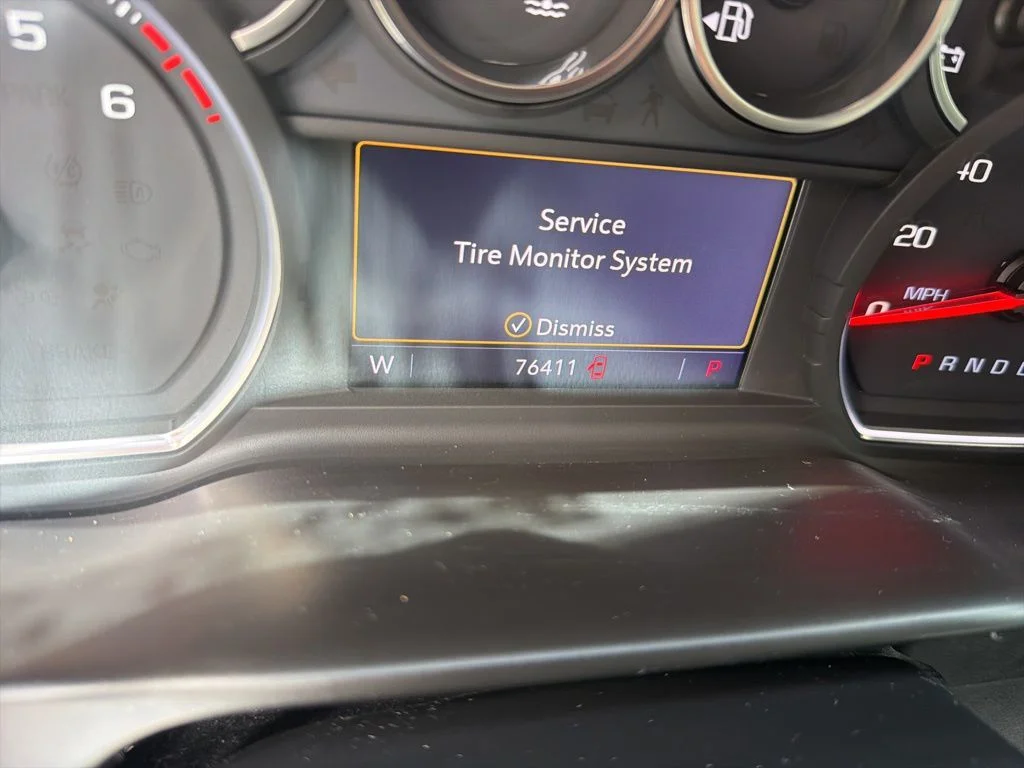 Used 2019 Silver Ice Metallic Chevrolet LT image 4