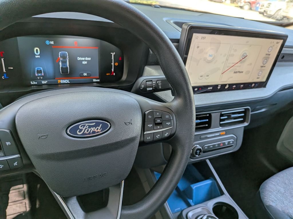 New 2026 Shadow Black Ford XLT image 16