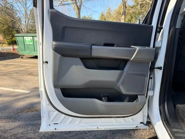 Used 2023 White Ford XLT image 15