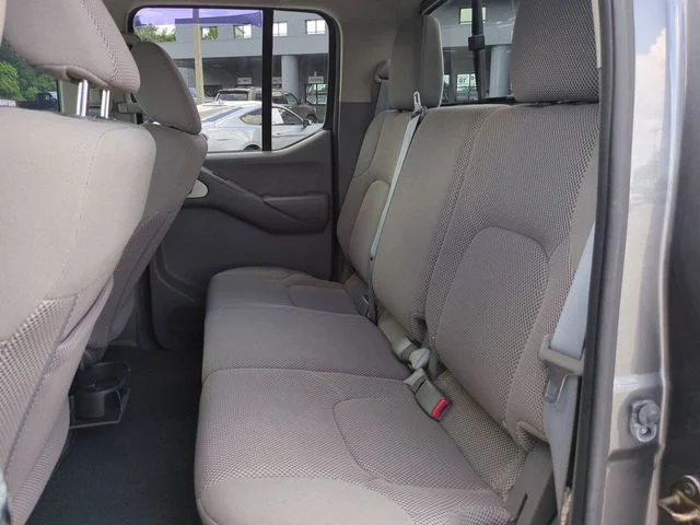Used 2016 Gray Nissan SV image 13