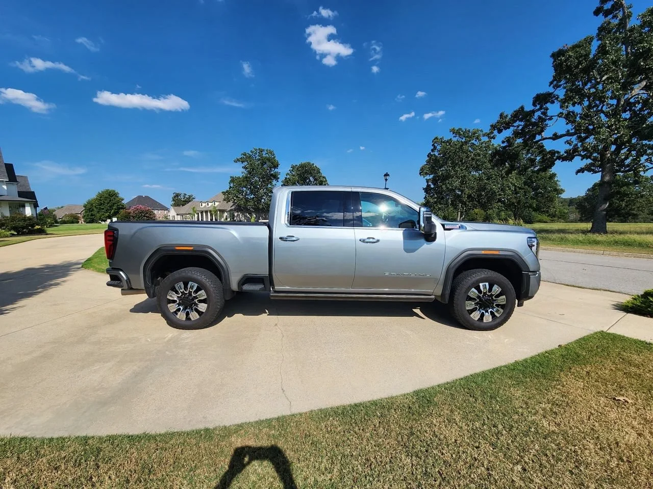 Used 2024 Sterling Metallic GMC Denali image 1