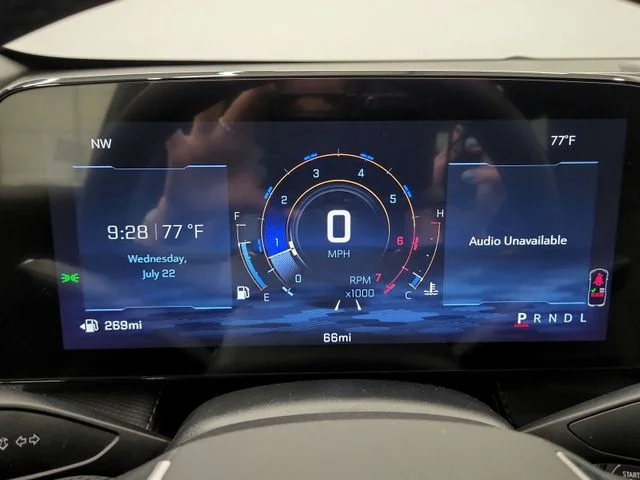 New 2027 White Chevrolet LT image 29