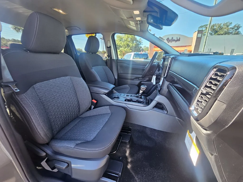 New 2026 Carbonized Gray Metallic Ford XLT image 25