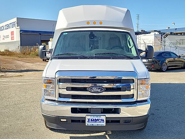 2026 Ford E-Series Cutaway Base - Photo 8