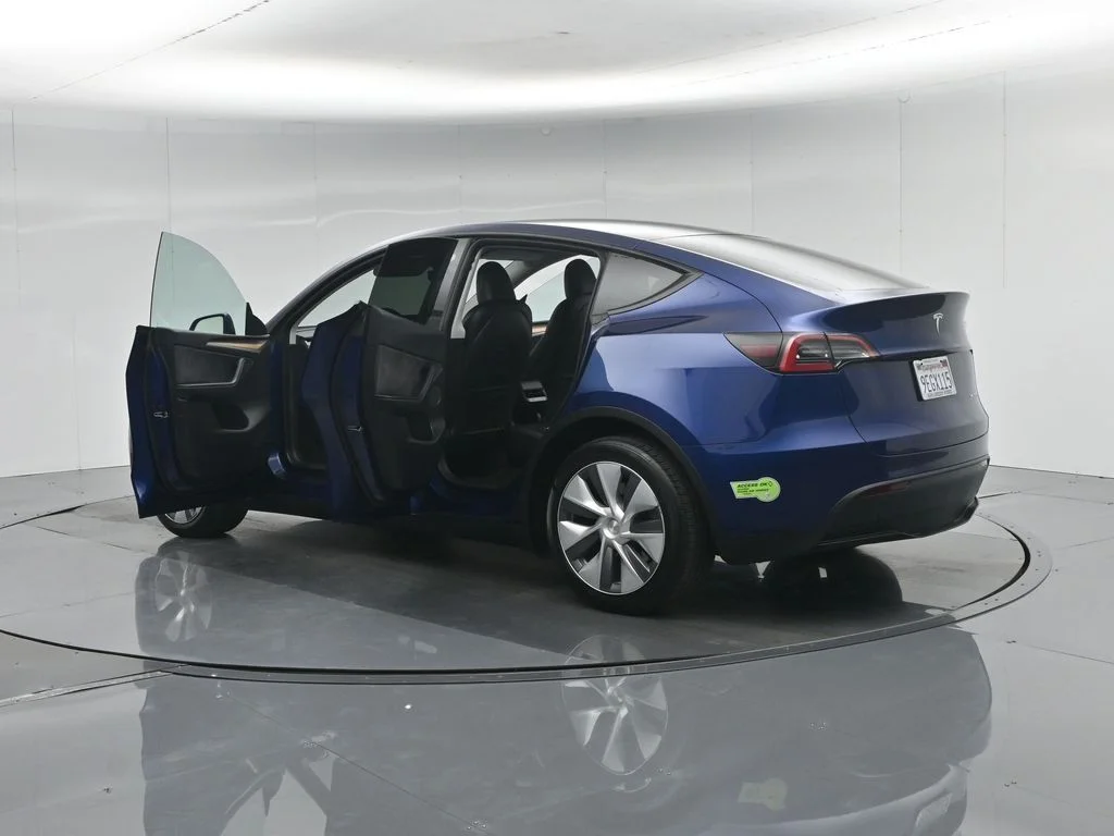 Used 2023 Blue Tesla Long Range image 29
