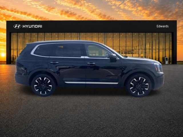 Used 2023 Black Kia SX-Prestige image 5