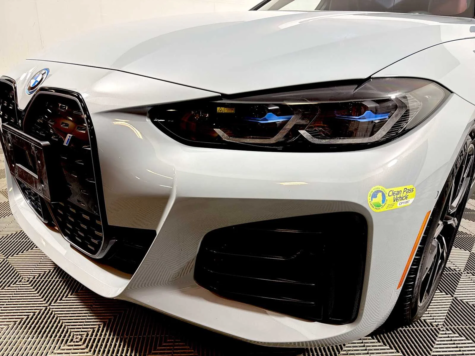 2024 BMW i4 40 - Photo 26
