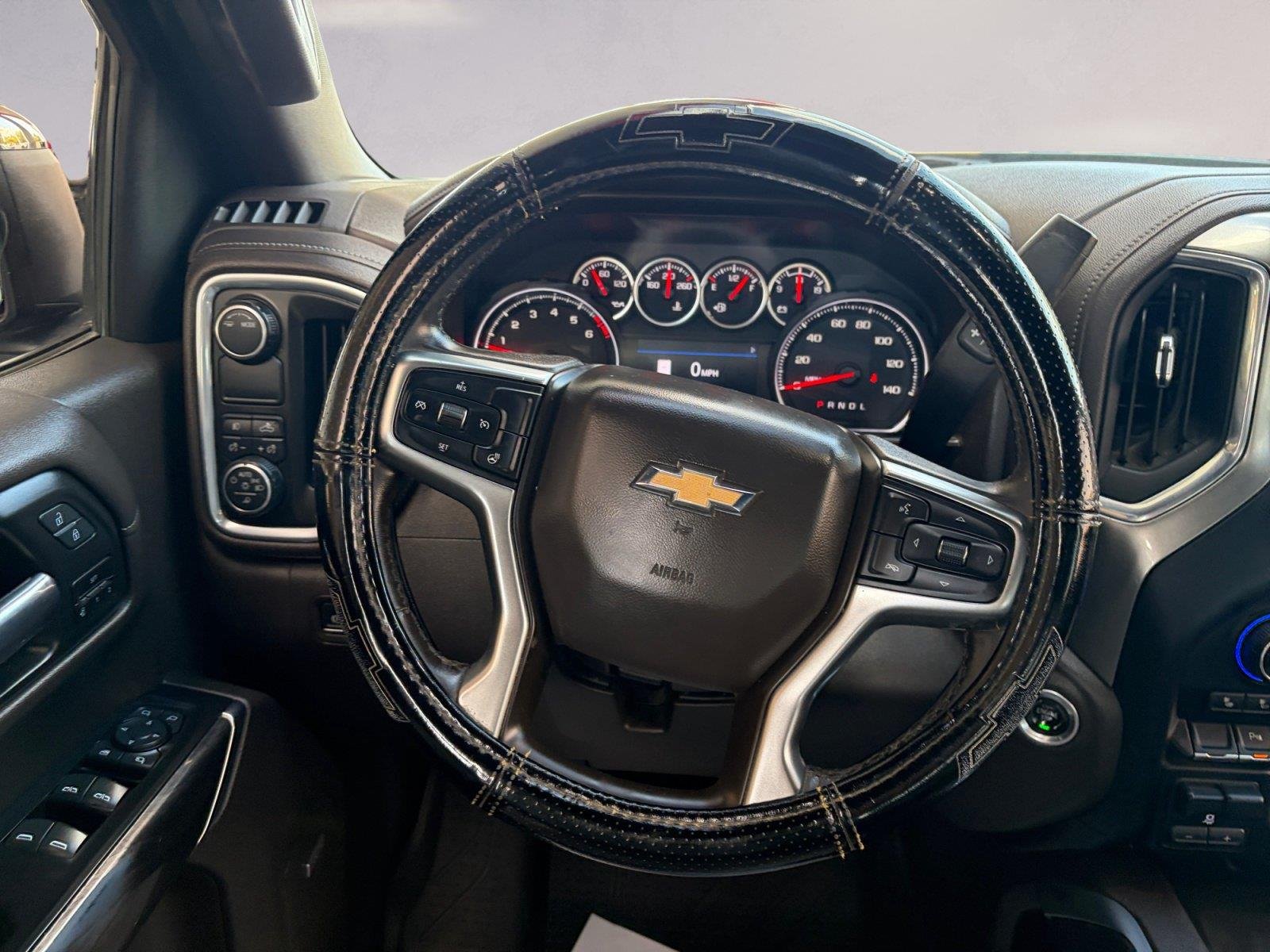 Used 2020 Shadow Gray Metallic Chevrolet LTZ image 12