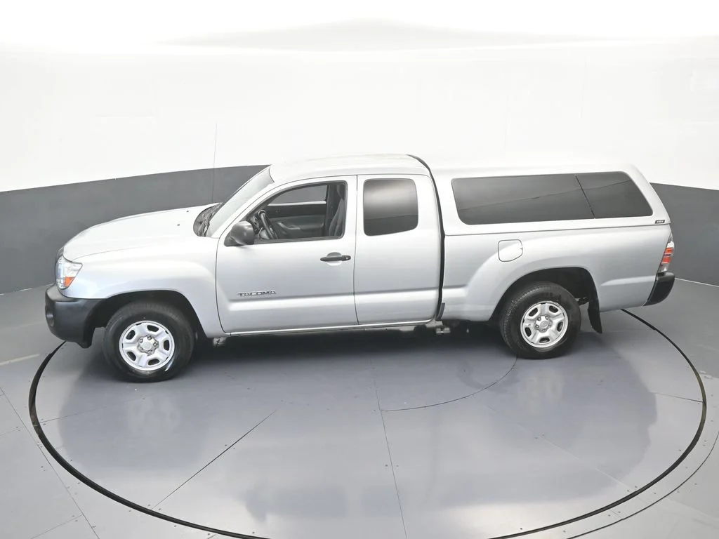 Used 2007 Silver Streak Mica Toyota Base image 40