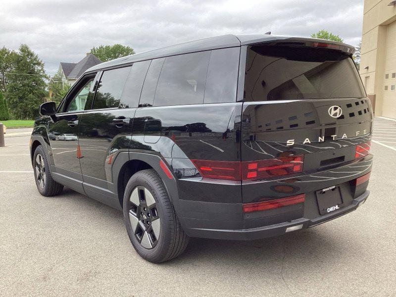 New 2026 Black Hyundai SE image 6