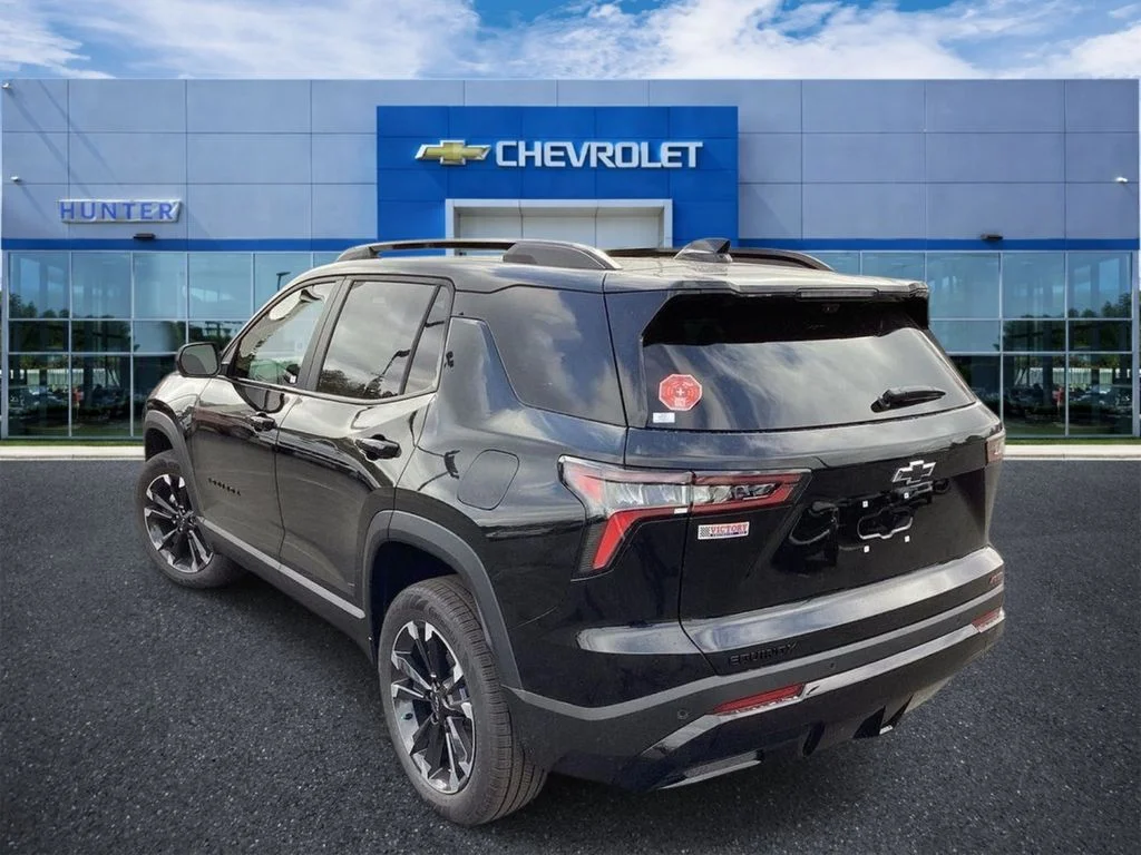 New 2026 Mosaic Black Metallic Chevrolet FWD RS image 2