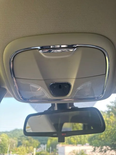Used 2014 Black Jeep Latitude image 20