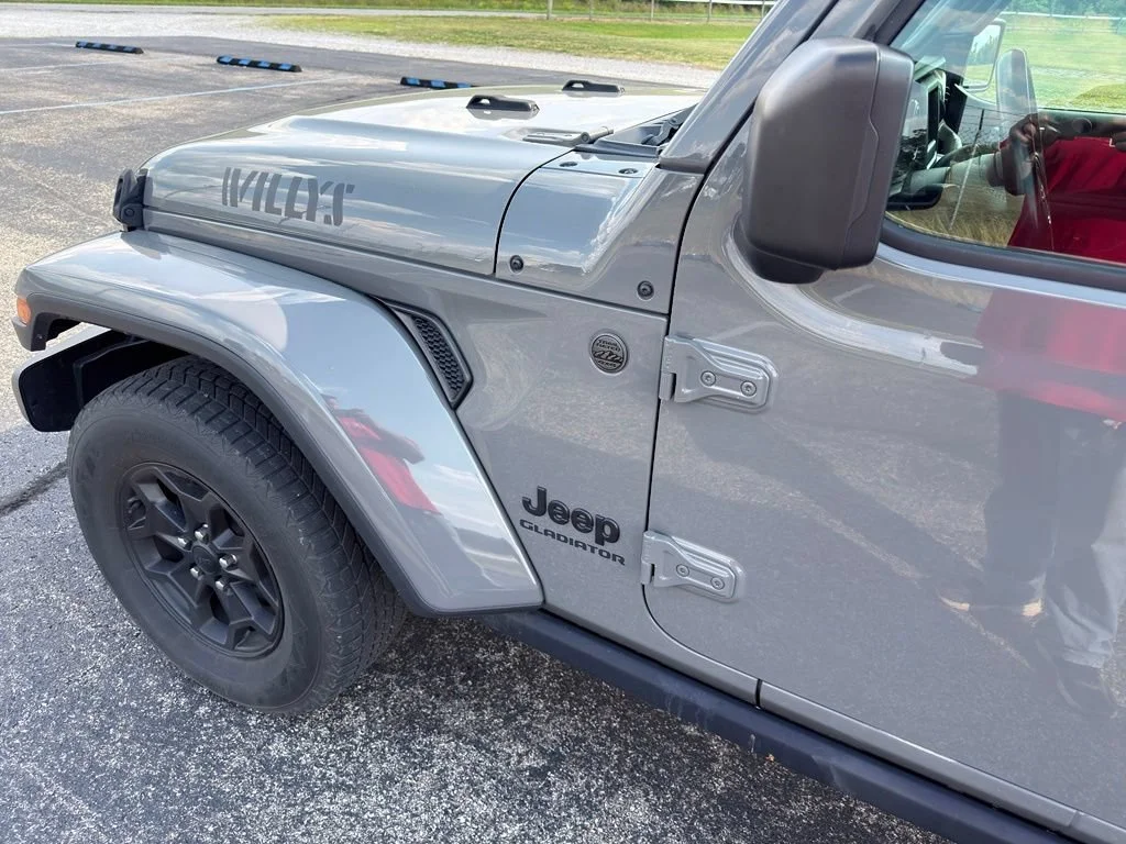 Used 2022 Gray Jeep Willys image 16