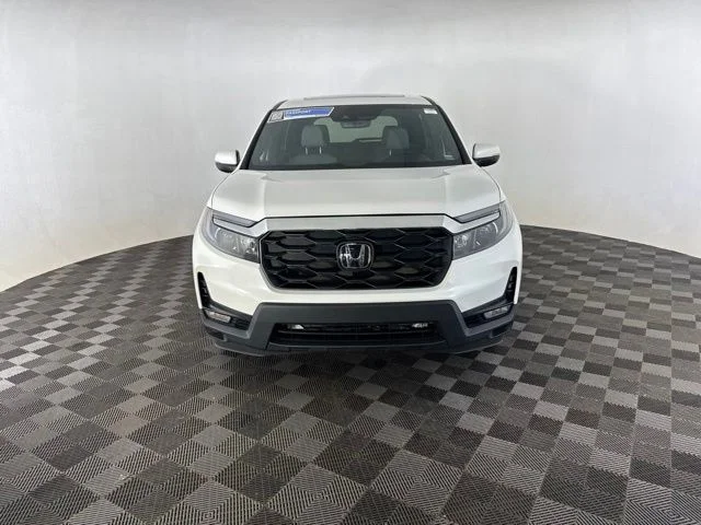 Used 2023 White Honda EX-L image 3