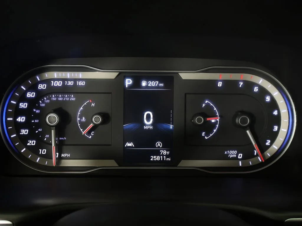 Used 2024 White Pearl Hyundai SEL image 41