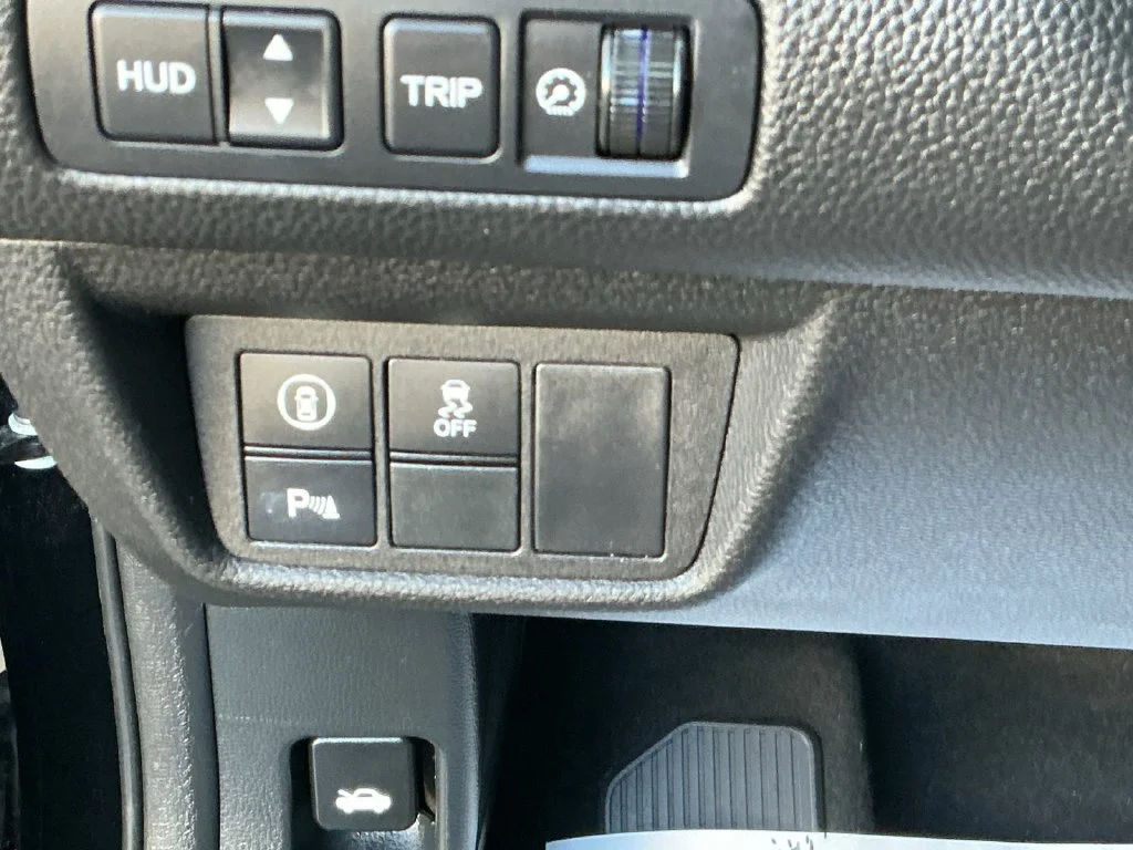 Used 2018 Black Honda Touring image 26