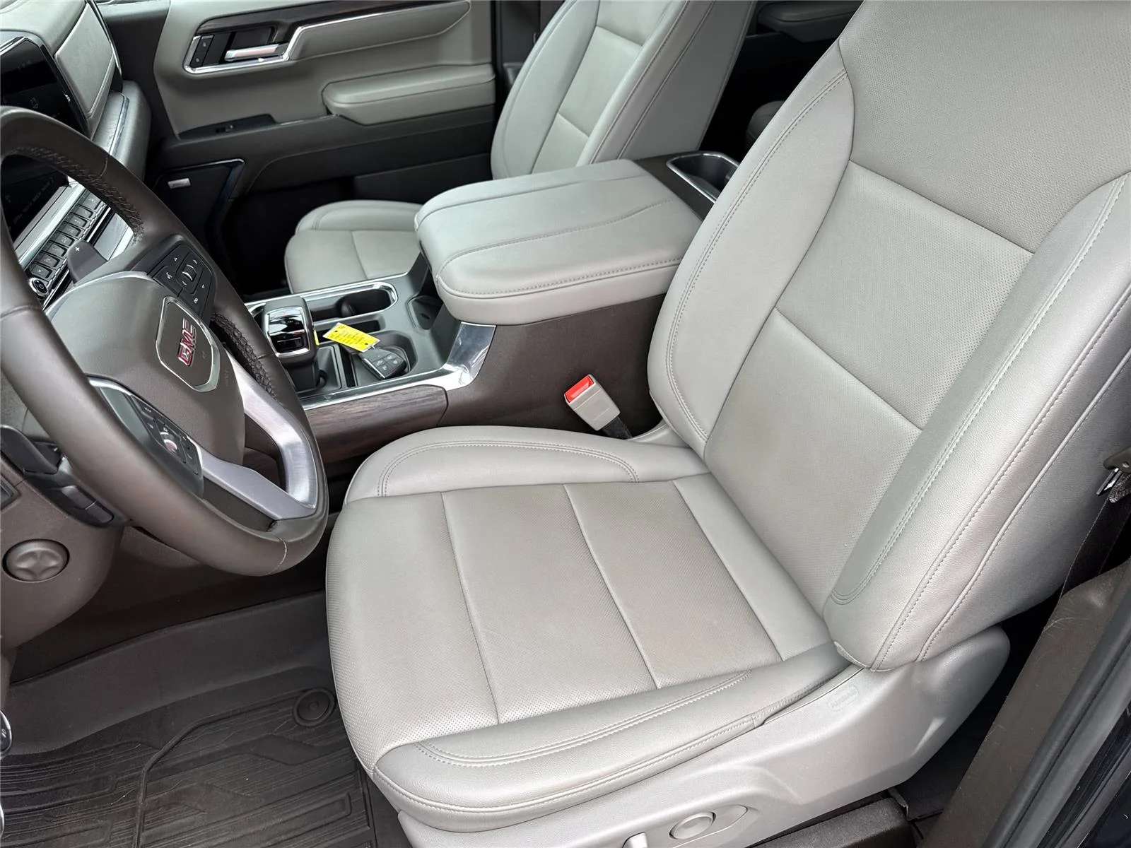 Used 2024 Titanium Rush Metallic GMC SLT image 13