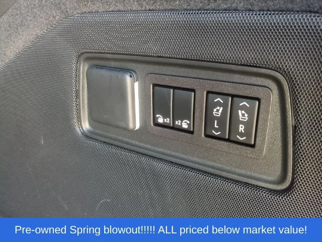 Used 2024 Black Cadillac V-Series image 47
