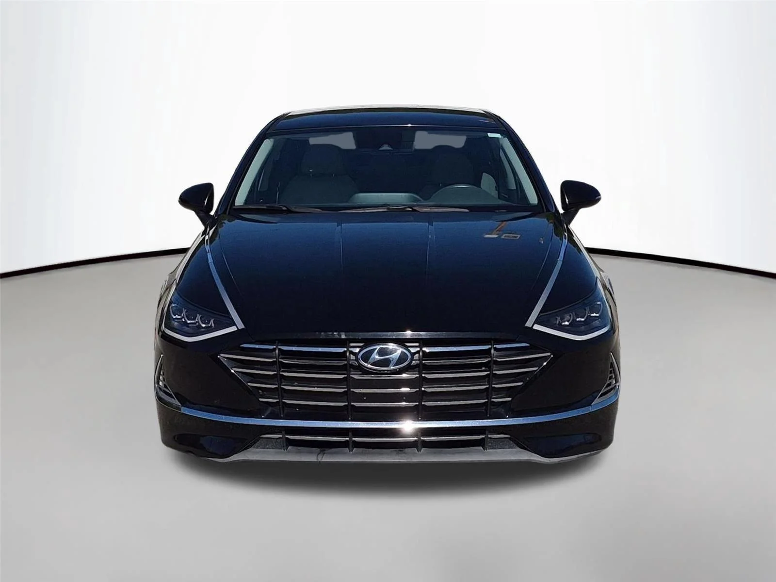 Used 2023 Nocturne Black Hyundai SE image 8