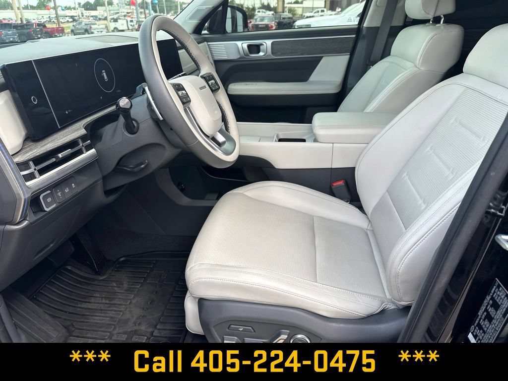 Used 2024 Black Hyundai Calligraphy image 33