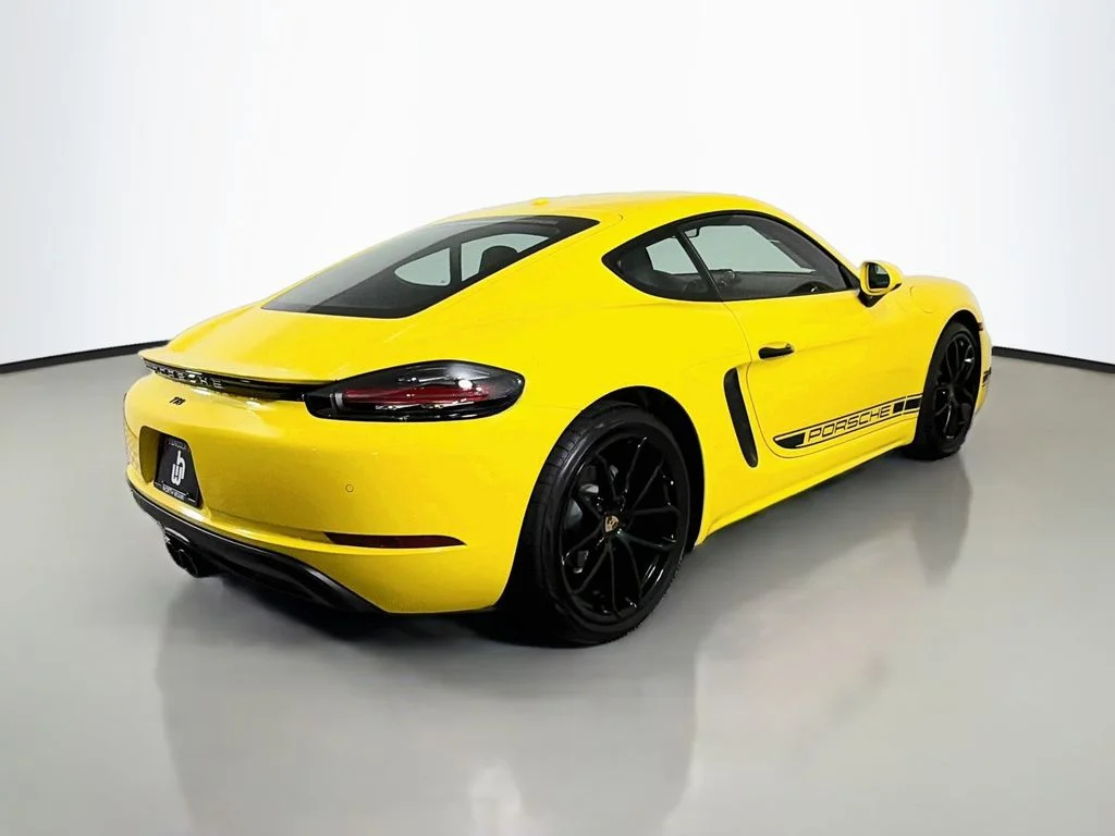 Used 2025 Yellow Porsche Style Edition image 21