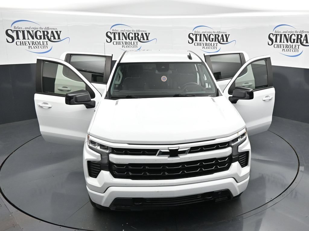 Used 2023 SUMMIT WHITE Chevrolet RST image 34