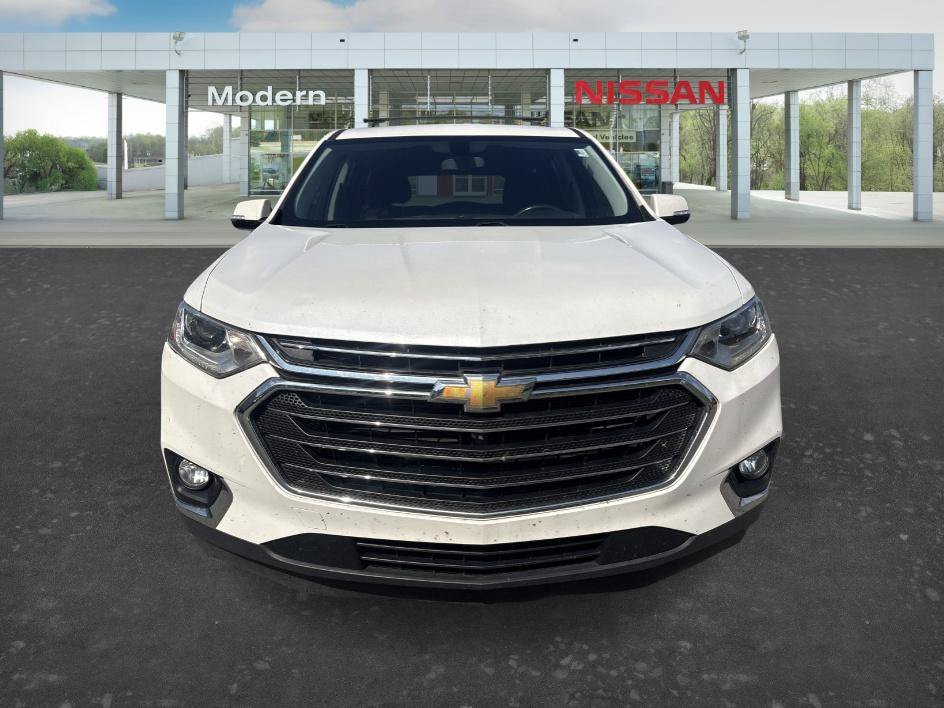 Used 2019 Iridescent Pearl Tricoat Chevrolet LT Cloth image 8
