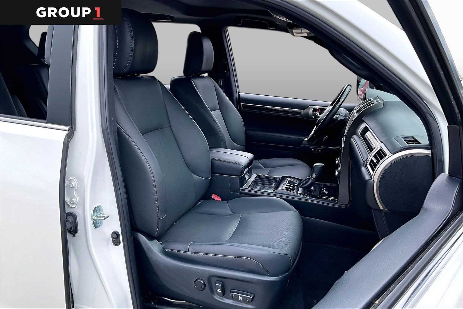 Certified Used 2021 STARFIRE PEARL Lexus Premium image 8