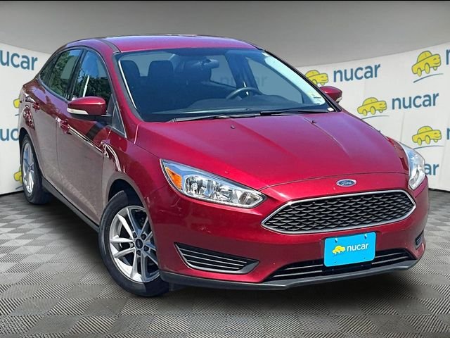 Used 2015 Red Ford SE image 1