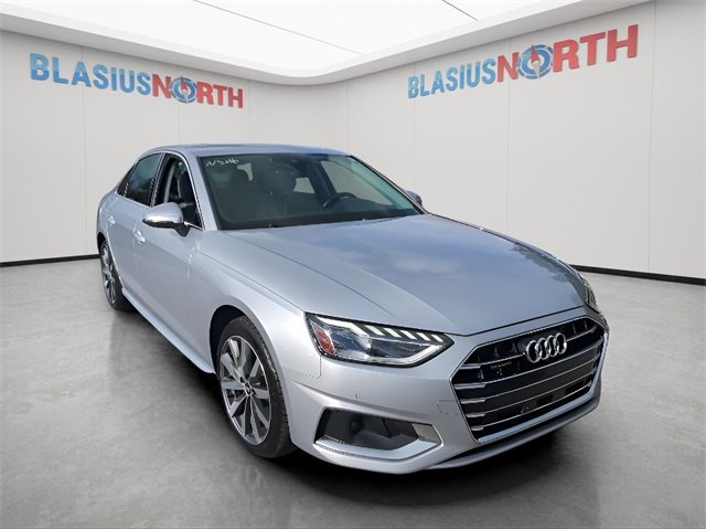 2022 Audi A4 40 Premium Plus Quattro photo 3