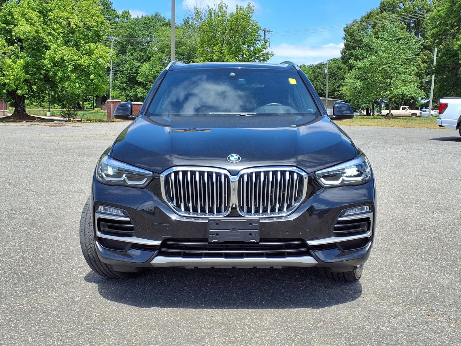 Used 2020 Black Sapphire Metallic BMW sDrive40i image 8