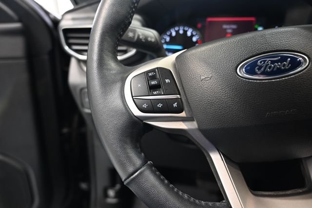 Used 2022 Black Ford XLT image 24