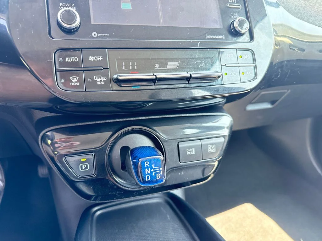 Used 2022 Gray Toyota LE image 15