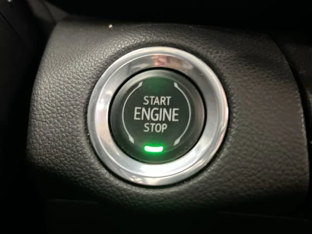 Certified Used 2023 Sapphire Metallic Buick Essence image 35