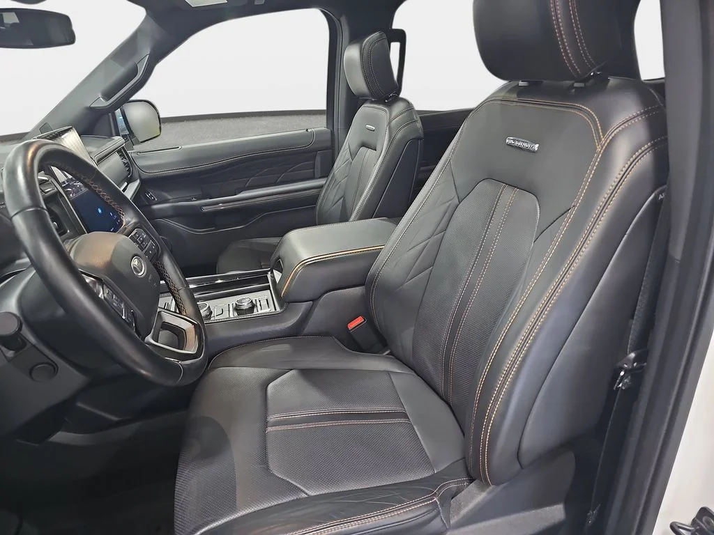 Used 2023 White Ford Platinum image 17