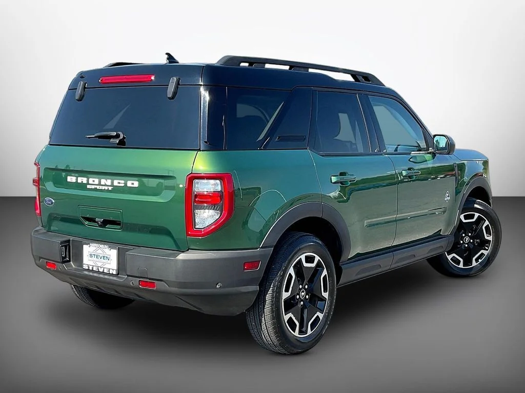 Certified Used 2024 Eruption Green Metallic Ford Outer Banks image 6