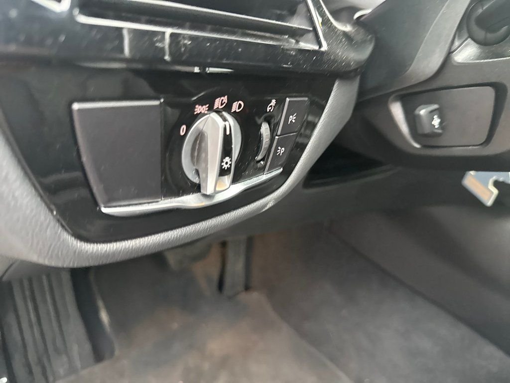 Used 2023 Black BMW 530e iPerformance image 36