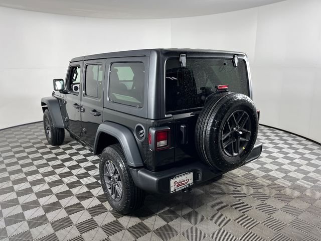 New 2026 Black Clear-Coat Exterior Paint Jeep Sport S image 3