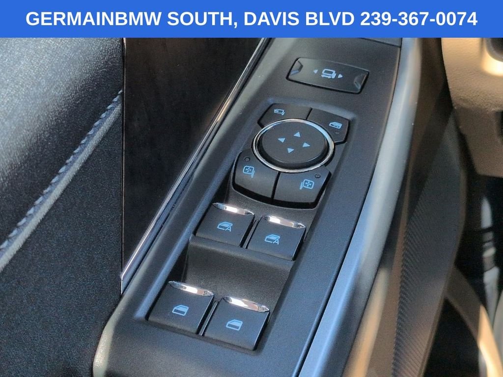 Used 2024 White Metallic Ford Lariat image 27