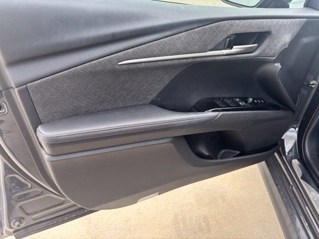 Used 2025 Gray Toyota XLE image 9