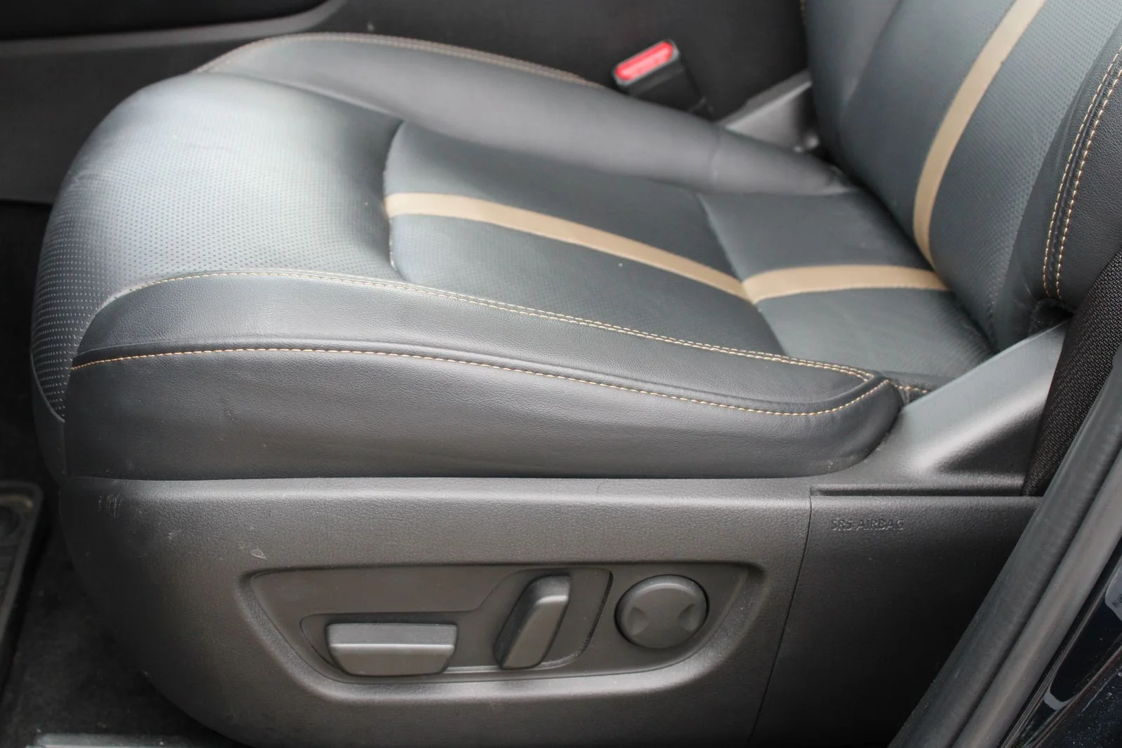Used 2024 Blue Mazda 3.3 Turbo S Premium image 23