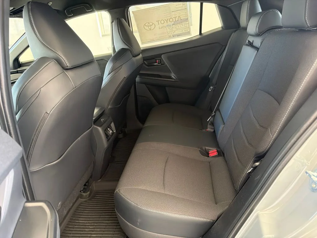 2026 Toyota C-HR SE - Photo 21