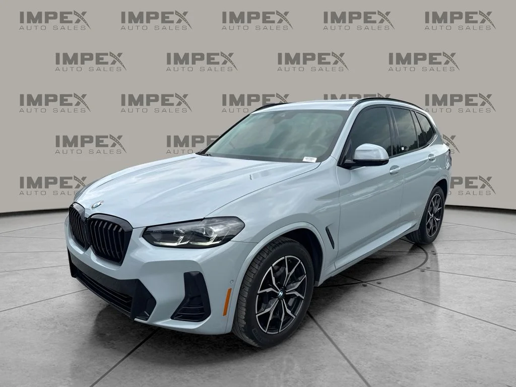 Used 2024 Gray BMW sDrive30i image 1