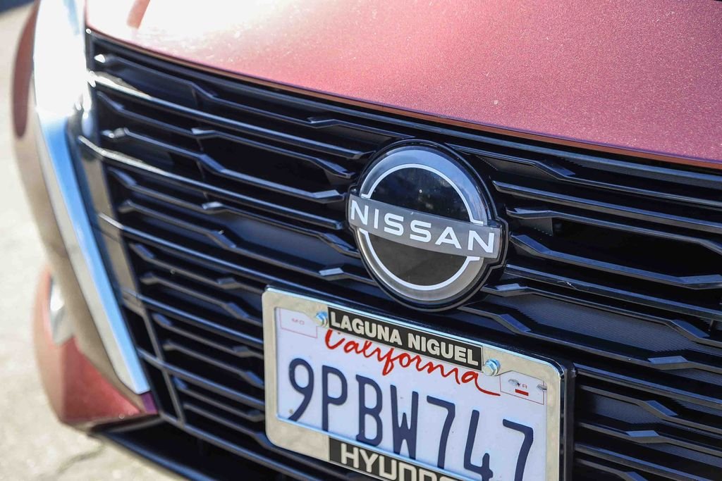 2025 Nissan Altima SV - Photo 11