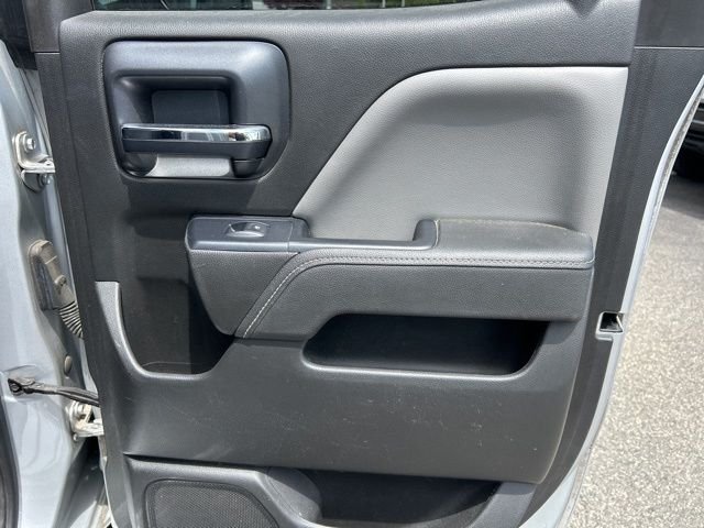 Used 2015 Silver GMC Base image 12