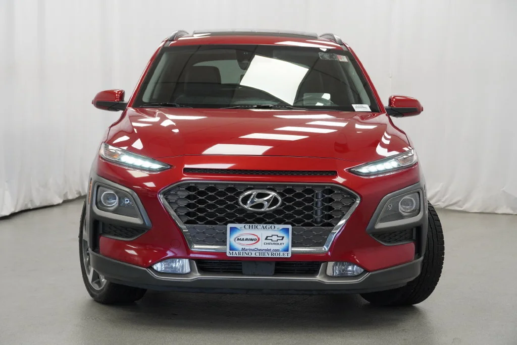 Used 2019 Red Hyundai Ultimate image 13