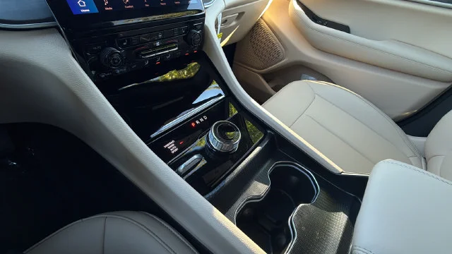 Used 2025 White Jeep Limited image 14