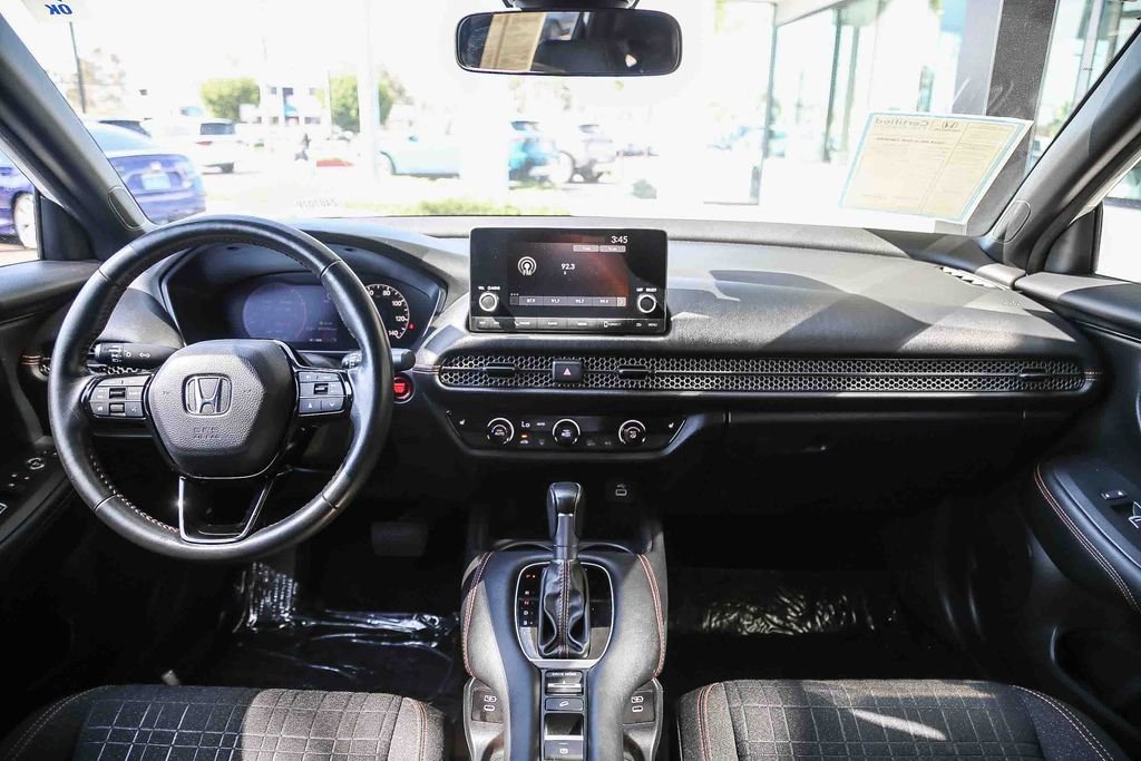 Certified Used 2024 Platinum White Pearl Honda 5DR 2WD SPORT BD image 13