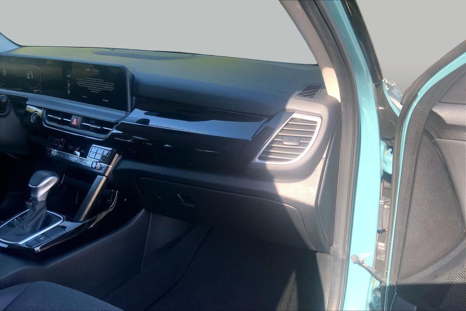 Certified Used 2025 Pluton Blue/Black Roof Kia S image 17