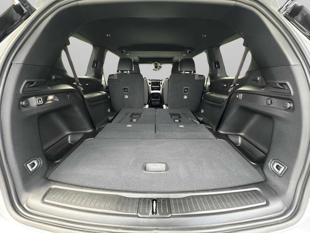 Used 2025 Silver Jeep Altitude X image 33
